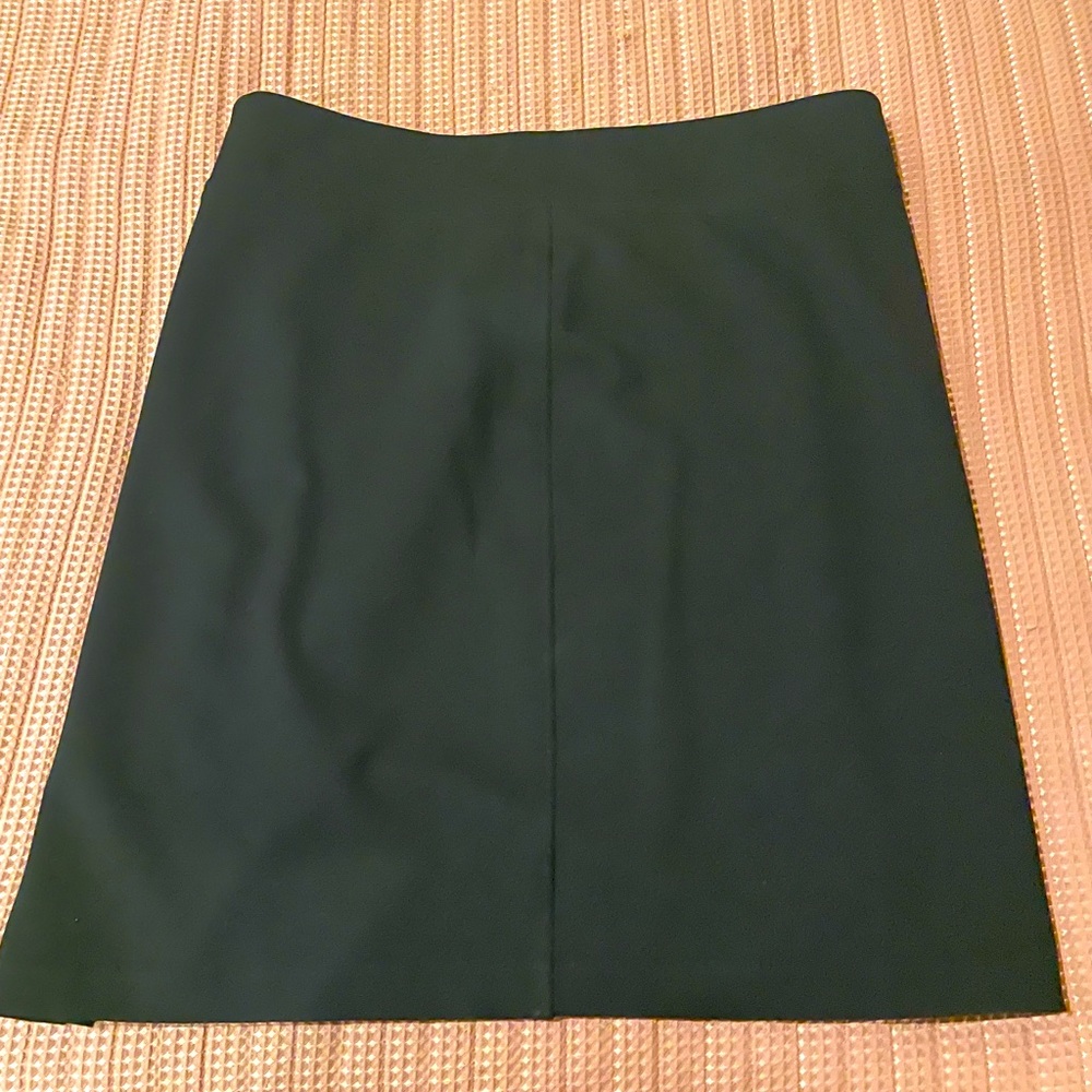 Avenue black soft skirt